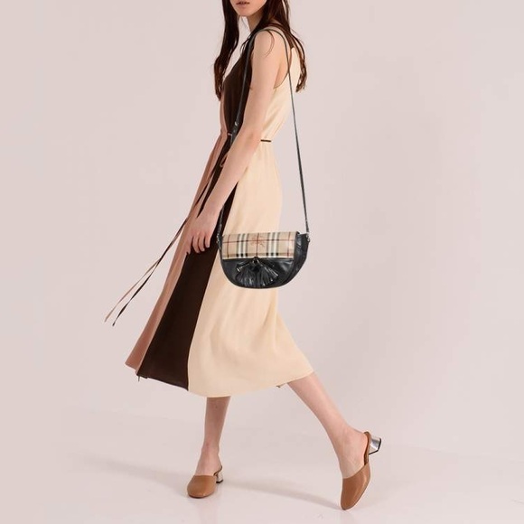 Burberry Crossbody Bag - Picture 7 of 8